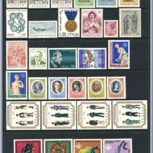 Italien  |   Lot felfria märken